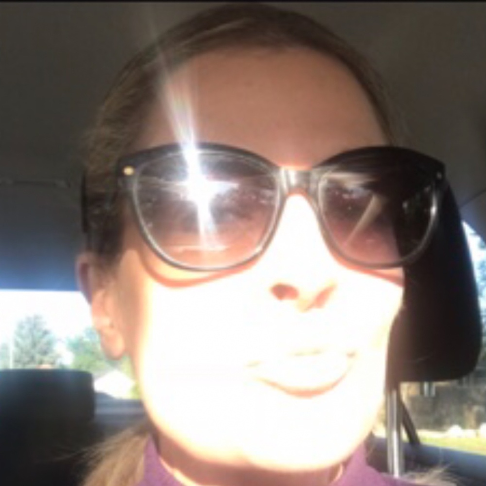 Meet your Posher, Charly